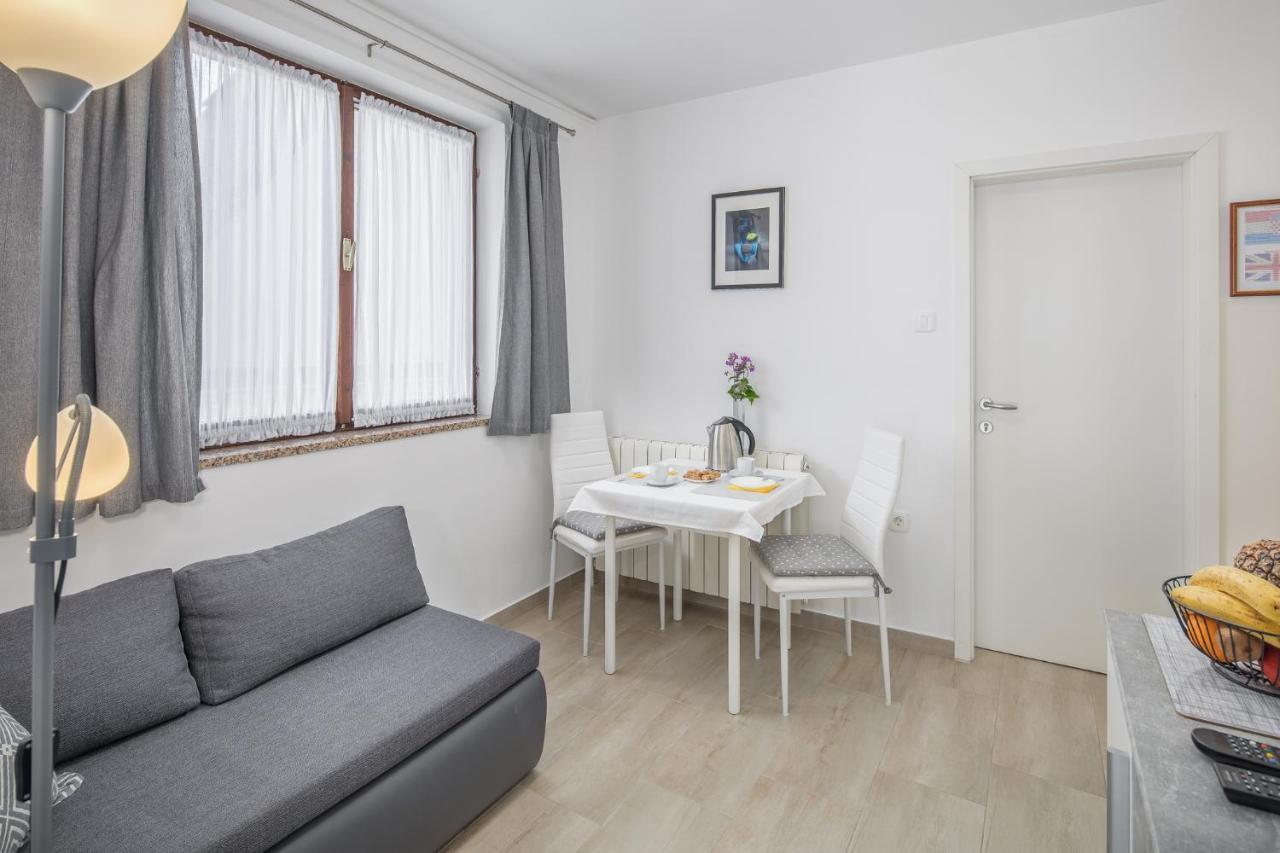 Apartments Villa Katana Пореч Екстериор снимка