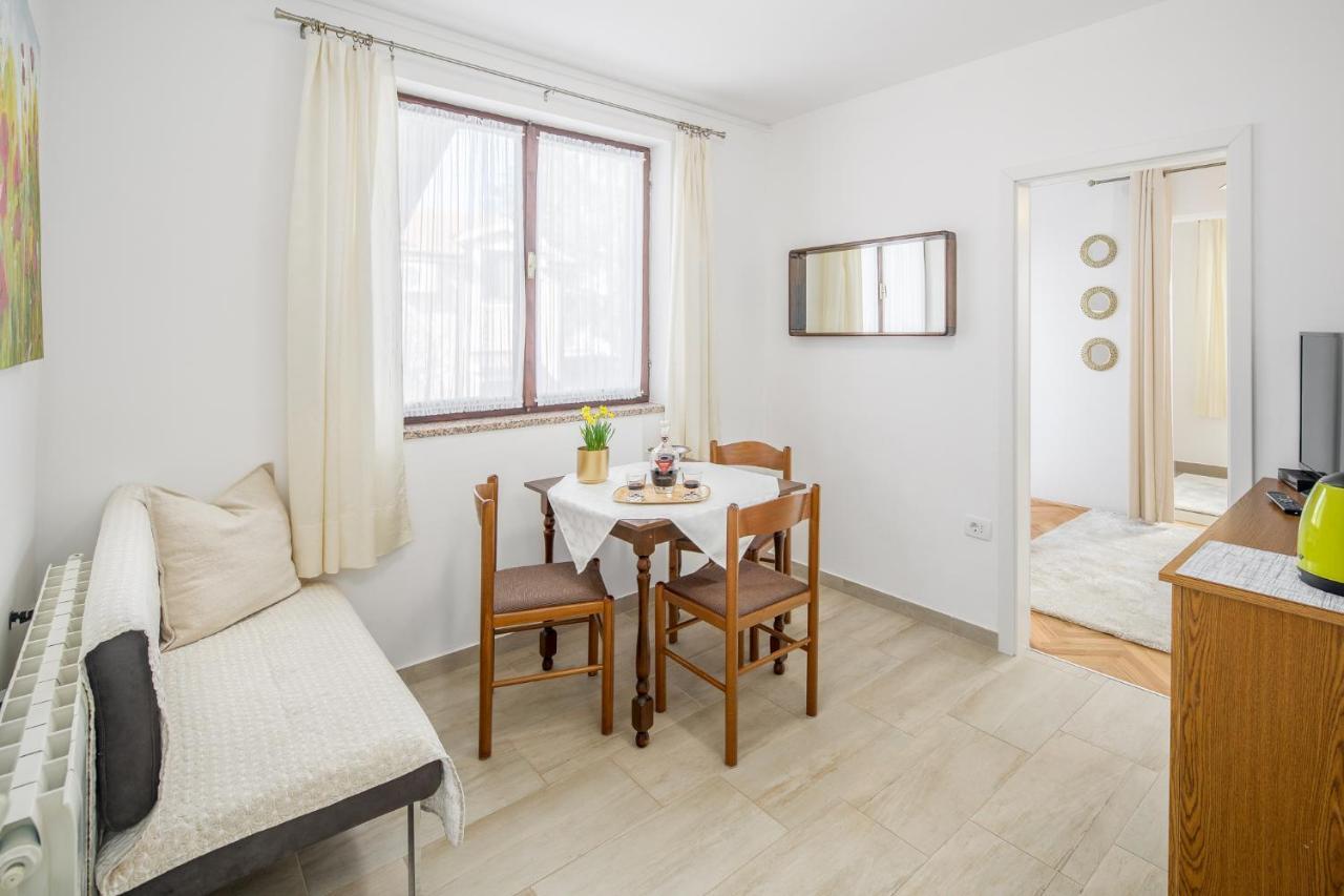 Apartments Villa Katana Пореч Екстериор снимка