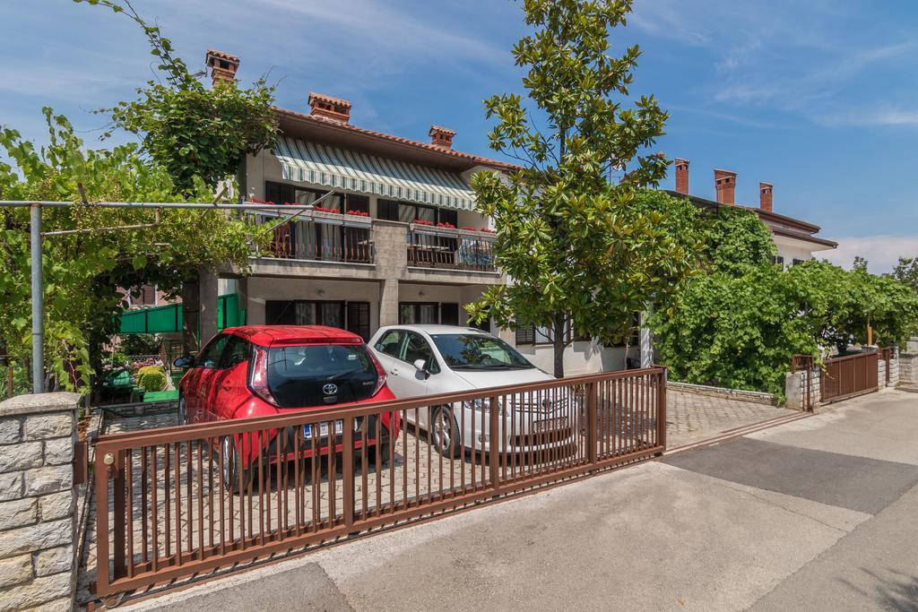 Apartments Villa Katana Пореч Екстериор снимка