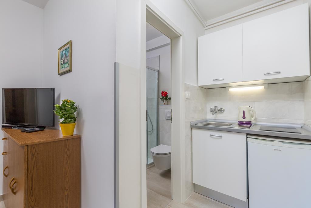 Apartments Villa Katana Пореч Екстериор снимка